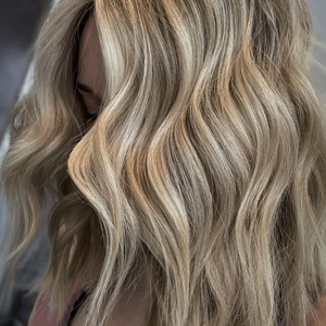 Facetune 05 09 2024 09 59 49