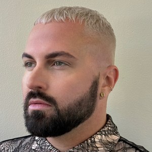 19927730 3725 49c2 a774 3160b68134a0