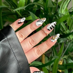 Facetune 20 12 2025 19 32 01