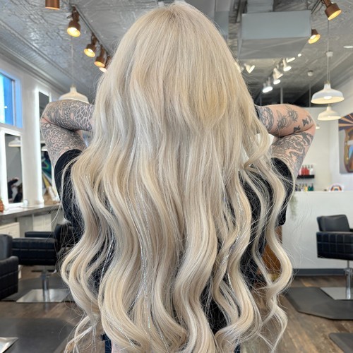 Facetune 18 01 2026 10 55 44