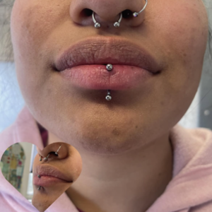 Vertical labret