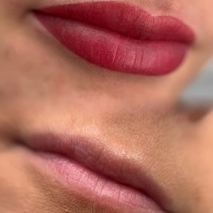 323b21ee 5ca2 4277 8849 c3b313ccb45f