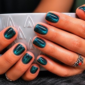 Emerald cat eye nails cozy mug austin tx