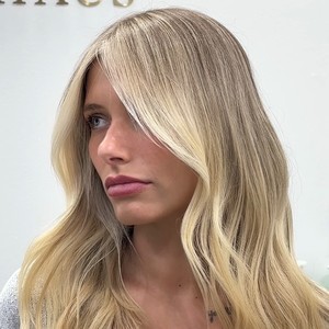 Facetune 11 05 2026 19 02 27
