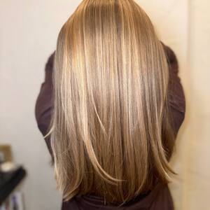 Pin5 blonde straight back view 20 1200x1500