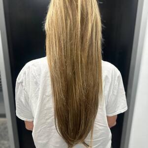 Pin5 blonde straight back view 12 1200x1500