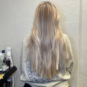 Pin5 blonde straight back view 8 1200x1500