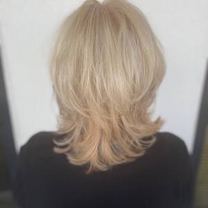 Pin5 blonde bob back view 5 1200x1500