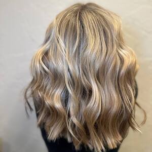 Pin5 blonde bob back view 3 1200x1500