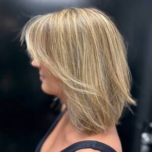 Pin5 blonde bob side view 1200x1500