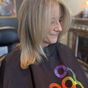 Pin5 blonde straight side view colorful cape 1200x1500
