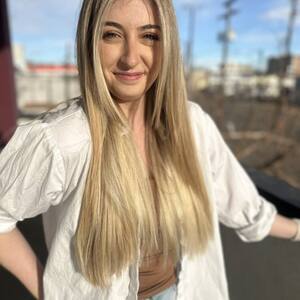 Pin5 blonde straight woman outdoors 1200x1500
