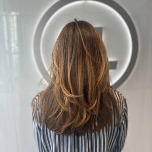 Pin5 bronde back view salon lofts 1200x1500