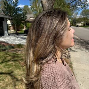 Pin5 bronde hair side view 1200x1500