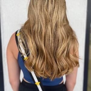 Pin5 bronde wavy back view 9 1200x1500