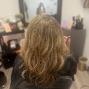 Pin5 bronde wavy back view 49 1200x1500