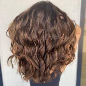Pin5 bronde wavy back view 1200x1500