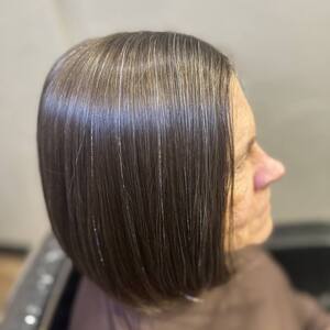 Pin5 brunette bob side view tinsel 1200x1500