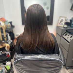 Pin5 brunette straight back view 1200x1500