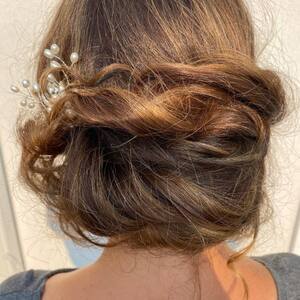 Pin5 brunette updo pearls back view 1200x1500