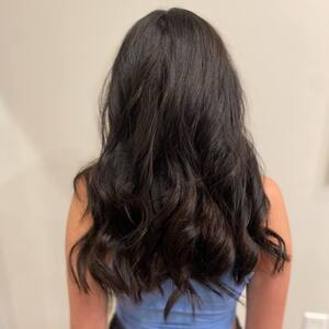 Pin5 brunette wavy back view 9 1200x1500