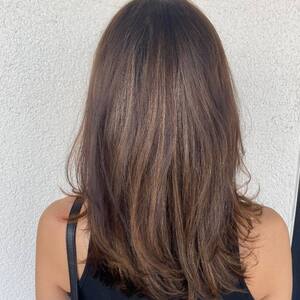 Pin5 brunette wavy back view b 1200x1500