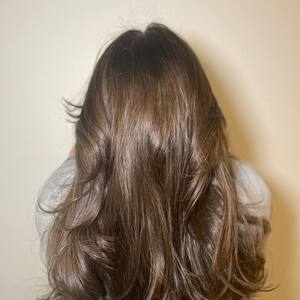 Pin5 brunette wavy back view c 1200x1500