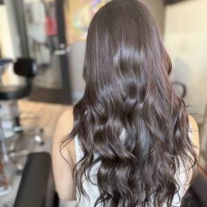 Pin5 brunette dark brunette wavy back view 2 1200x1500