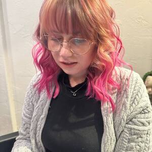 Pin5 copper pink magenta wavy bob woman glasses 1200x1500