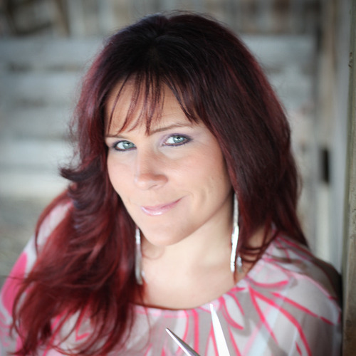 Nikki Kelly Chiodo Hair Stylist, Dublin Sawmill & Hard Dublin, Ohio