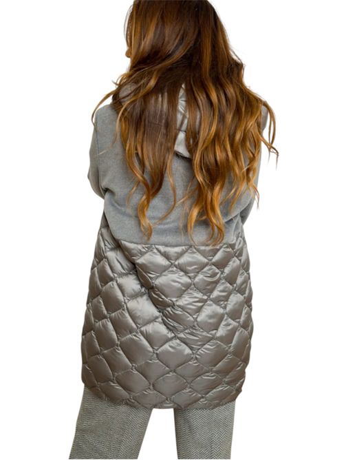 Piumino imbottito corto con dettagli trapuntati amore EMME MARELLA | 2525486092010