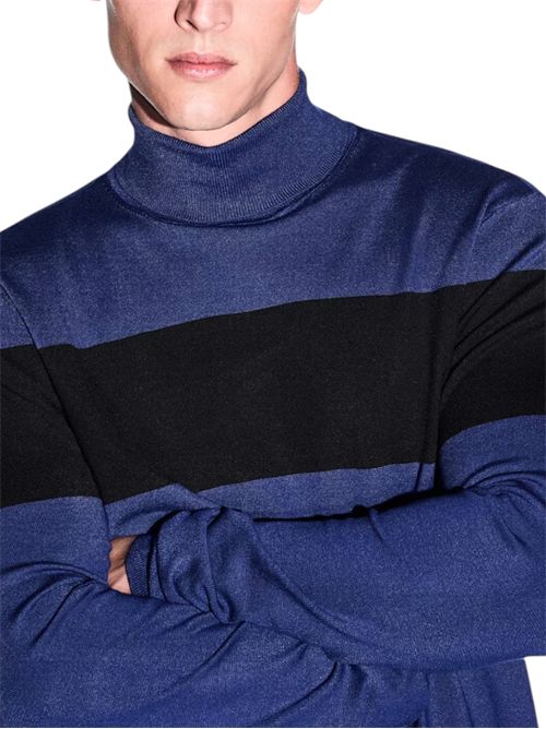 Pullover Up For Party a collo alto in misto viscosa ARMANI EXCHANGE | XM002987-AF26379MB036
