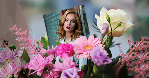 Linda moldura para foto com flores diversas! Adicione sua foto