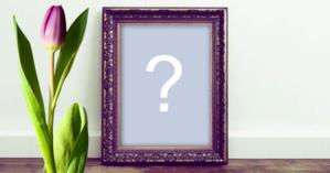 Linda montagem de foto com moldura de madeira com botão de flor nascendo!