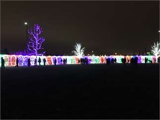 Scentsy Commons Christmas Lights Ceremony Scentsy Commons