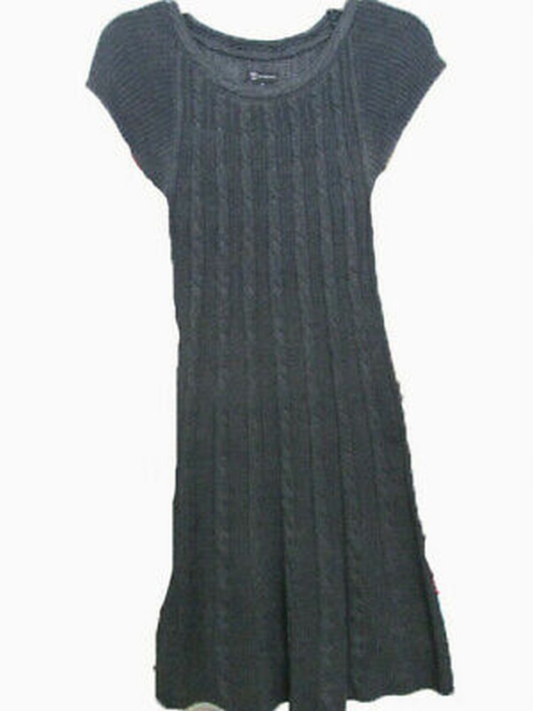 black short sleeve sweater dress