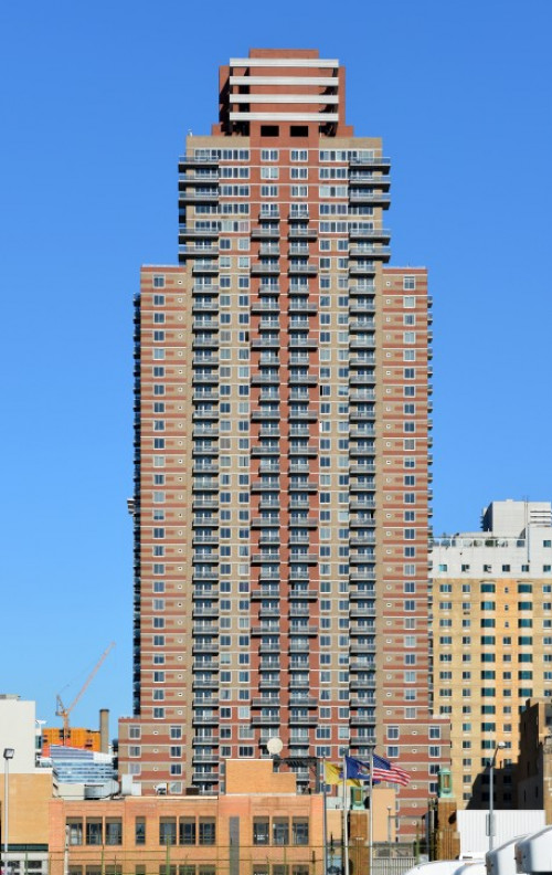 Riverbank West Apartments The Skyscraper Center