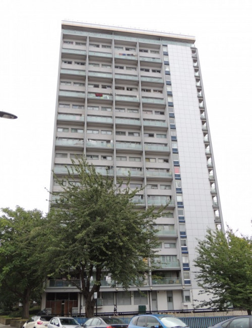 Warwick EstateGaydon House The Skyscraper Center