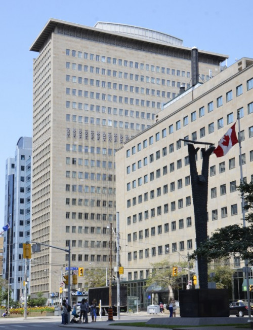 505 University Avenue The Skyscraper Center