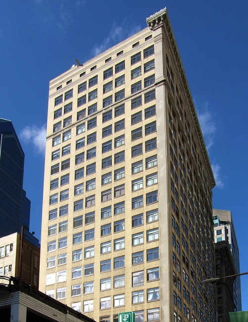 The Ellington The Skyscraper Center