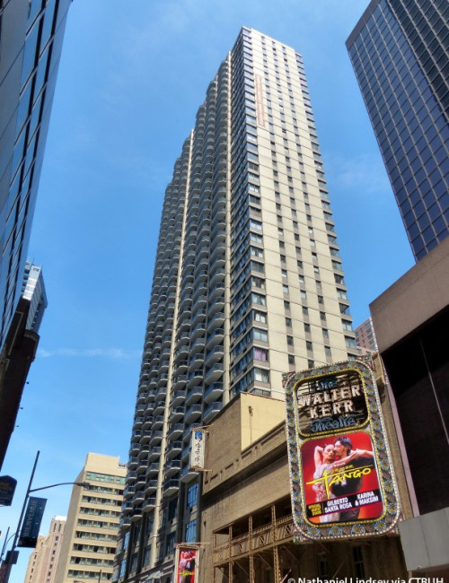 The Ritz Plaza - The Skyscraper Center