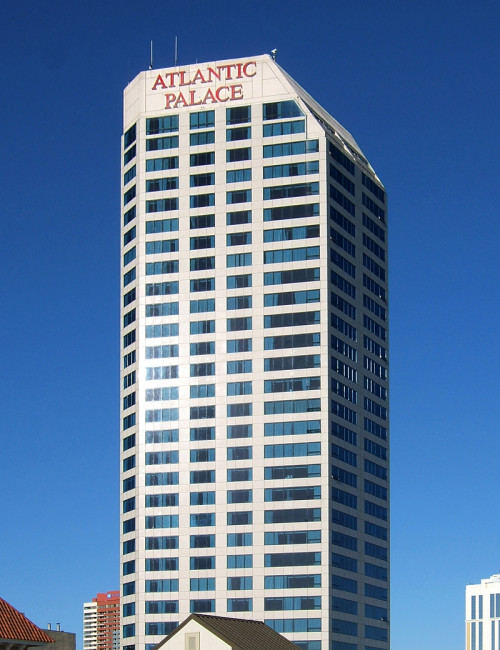Ramada Renaissance - The Skyscraper Center