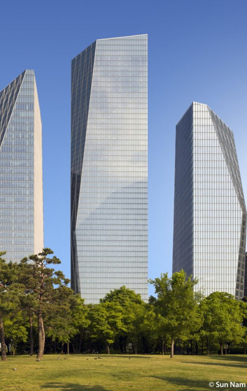 One International Finance Center - The Skyscraper Center