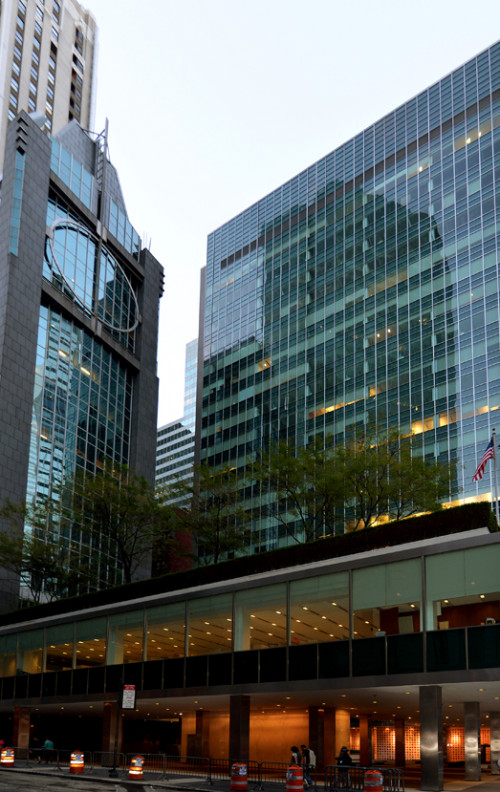 Lever house essay 05 image