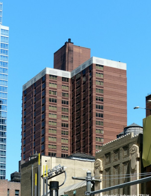 The Ellington The Skyscraper Center