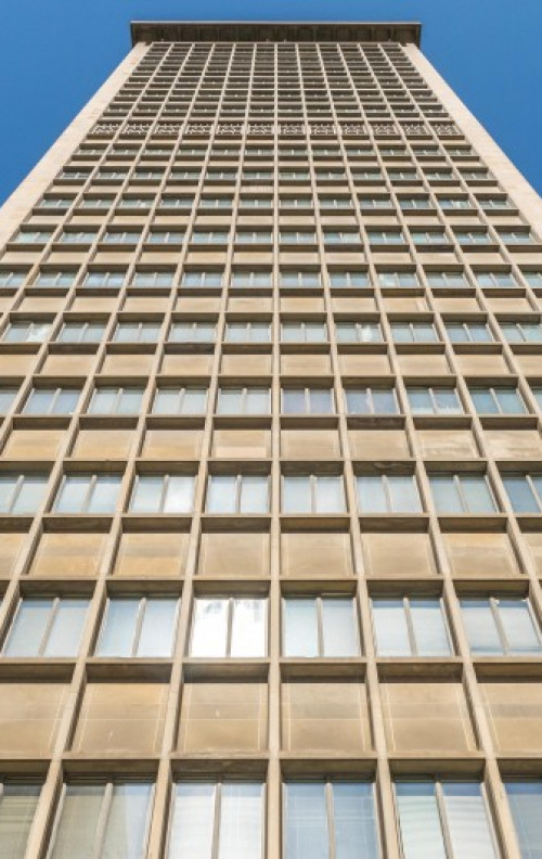 505 University Avenue The Skyscraper Center