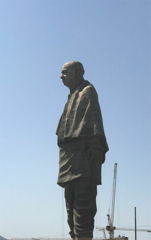 10 lines on statue of unity in english picture