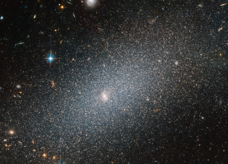 Hubble Spies Sparkling Galaxy PGC 29388 SpaceRef