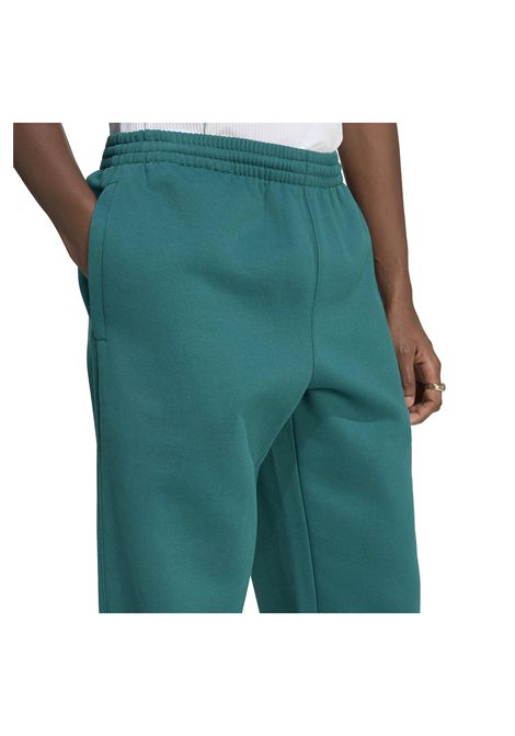 Adidas Originals Trefoil Essentials Regular Fleece Pants Rich Green Men ADIDAS ORIGINALS | Pants | KV9315-