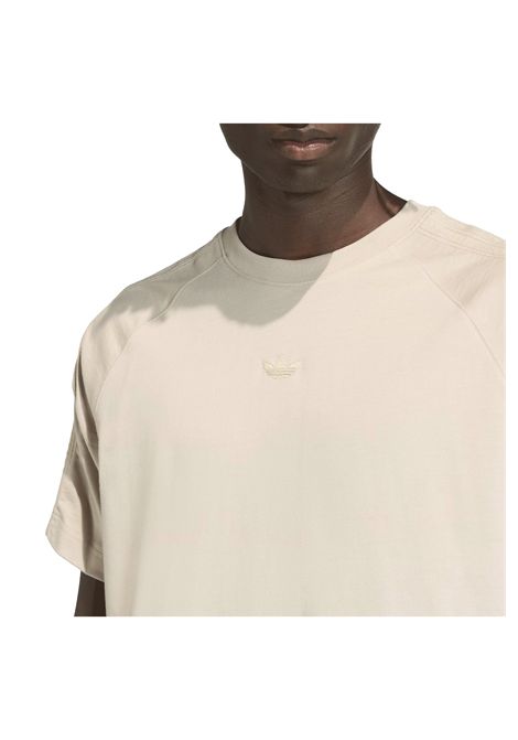 Adidas Originals Premium Essentials T-shirt Stone Khaki Men ADIDAS ORIGINALS | T-shirt | KD6577-